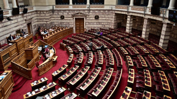 Βουλή: δικαστικό Συμβούλιο για Τριαντόπουλο - Σήμερα η κλήρωση