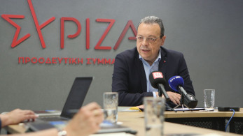 Ο Φάμελλος που παλεύει με Λατινοπούλου και Κασσελάκη για ένα 4% κουνάει το δάχτυλο και μιλά για πρόοδο