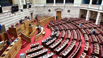 Βουλή: ψηφίζεται το νομοσχέδιο για τον Τύπο