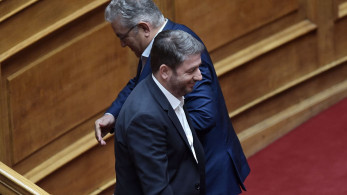 ΠΑΣΟΚ-ΚΚΕ: θυμήθηκαν τα… νιάτα τους και επέστρεψαν στη δεκαετία του 1980