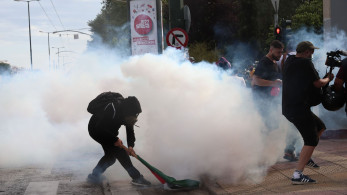 Μολότοφ στο όνομα της ειρήνης