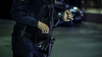 Άγριο σκηνικό βίας στην Λαμία - Τον χτύπησε στο κεφάλι με σίδερο (video)