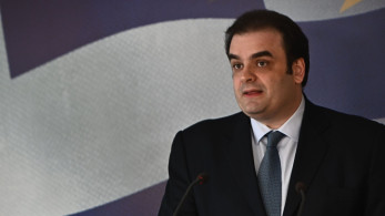 Κυριάκος Πιερρακάκης: Ανακοίνωσε αύξηση του επιδόματος θέρμανσης κατά 30% (video)