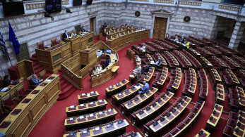 Βουλή: υπερψηφίστηκε ο Νέος Κώδικας Οδικής Κυκλοφορίας