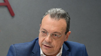 Φάμελλος: πιστός στο βαθύ κράτος, εχθρός της ιδιωτικής πρωτοβουλίας