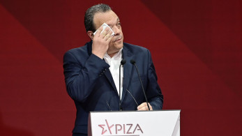 Τι θέλουν να πουν οι… ποιητές της Κουμουνδούρου;