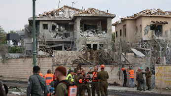Η αντιπολίτευση επενδύει στον πανικό - Πολιτικά παιχνίδια με την κρίση στο Μεσανατολικό