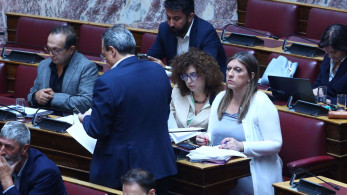 Διαπλοκή και τοξική αντιπολίτευση ονειρεύονται πολιτική ανωμαλία