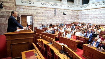 Αγωνιά ο ΣΥΡΙΖΑ στην αίθουσα αναμονής για τη γέννηση του κόμματος Τσίπρα