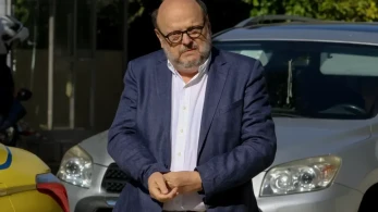 Ο Αντώναρος τώρα θέλει κυβέρνηση συνεργασίας με άλλον πρωθυπουργό