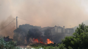 Μεγάλη φωτιά στο Πικέρμι, έφτασε στα Σπάτα - Ζημιές σε σπίτια, απεγκλωβισμοί, εκκενώσεις (video)