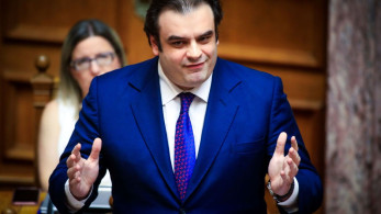Οργή Πιερρακάκη για Χαρίτση και ΝΙΚΗ: Είστε τοξικοί και συκοφάντες - Φέρατε στη Βουλή τα ακροδεξιά τρολ  (video)