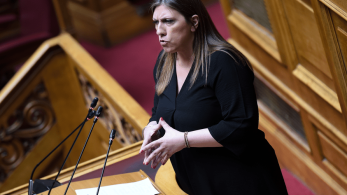 Πολιτική επανάσταση ή θέατρο σκιών: Η αντιπολίτευση στην Αυλή της Τοξικότητας