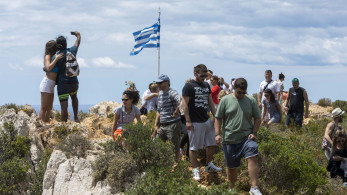 Σκηνές χάους στη Ζάκυνθο: ακραίο ξύλο μεταξύ Άγγλων τουριστών σε πάρτι (video)