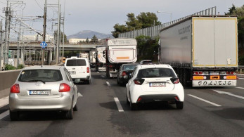 Καραμπόλα τεσσάρων οχημάτων στην Αττική Οδό – Κλειστή η αριστερή λωρίδα, καθυστερήσεις στην κίνηση