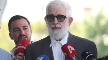 Πέτρος Φιλιππίδης σε Σπύρο Μπιμπίλα: «Είσαι καραγκιόζης, είσαι ένα ανέκδοτο» - Διακόπηκε η δίκη