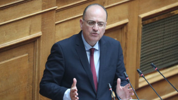 Η ψύχραιμη και καθαρή απάντηση Λαζαρίδη στις χυδαιότητες των Κωνσταντοπούλου-Καραναστάση