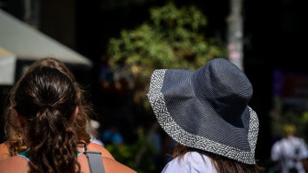 Meteo Σε «θερμό κλοιό» όλη η Ελλάδα - Ποια περιοχή σημείωσε την υψηλότερη θερμοκρασία