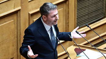 Νίκος Ανδρουλάκης: ήξεις αφήξεις για την... ευθιξία του «πράσινου φραπέ»