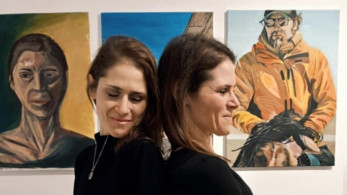 Δύο Ψυχές, Μία Πινελιά – Οι Στέλλα και Μαρία Παπά ταξιδεύουν την ελληνική τέχνη στη Saint Paul de Vence