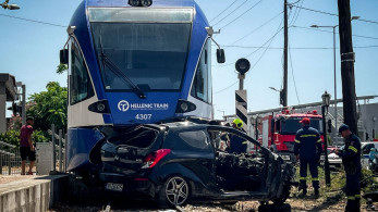 Πάτρα: τρομακτικό βίντεο από τη σύγκρουση τρένου με αυτοκίνητο - 11 τραυματίες