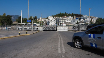 Χαλκίδα: πλοίο πέρασε ξυστά από τη γέφυρα του Ευρίπου, έρευνα για ζημιές (video)