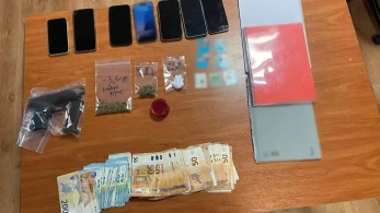 Η ανακοίνωση της ΕΛΑΣ για τις έξι συλλήψεις μελών τουρκικής μαφίας - Όσα κατασχέθηκαν (photos)