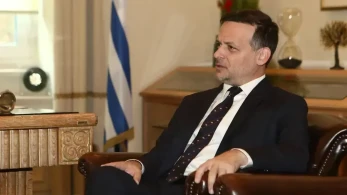 Ο Δούκας ενισχύει τις συμμαχίες κατά του Ανδρουλάκη: Η κρυφή συνάντηση με Καστανίδη