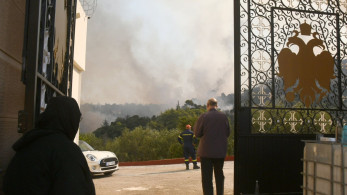 Πάτρα: Στις φλόγες τυλίχθηκε η Ιερά Μονή Αγίου Νικολάου στον Μπάλα