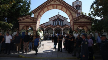 Απόστολος Βεσυρόπουλος: τυλιγμένο με την ελληνική σημαία το φέρετρό του - Παρών ο Μητσοτάκης και πλήθος πολιτικών (photos & video)