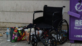 Πόλεις χωρίς ανθρωπιά, αφιλόξενες για άτομα με αναπηρία: τα γαϊδούρια της διπλανής πόρτας