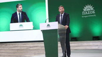 H αγωνία του Ανδρουλάκη κορυφώνεται: στη ΔΕΘ με το βλέμμα στον… Τσίπρα