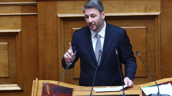 Με τακτική «Τσοβόλα δώσ’ τα όλα» ο Ανδρουλάκης στη ΔΕΘ, υπό τον φόβο του Τσίπρα