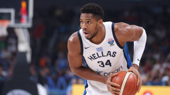EuroBasket: Αντετοκούνμπο πασάρει, Αντετοκούνμπο σκοράρει (video)