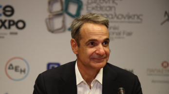 Ο Μητσοτάκης στο περίπτερο του ΙΝΕΔΙΒΙΜ στη ΔΕΘ - Συναντήθηκε με την Άννα Ροκοφύλλου
