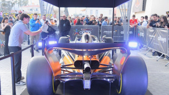 Το μονοθέσιο της McLaren Formula 1 Team περιοδεύει στην Ελλάδα - Πρεμιέρα στη Θεσσαλονίκη στις 6 Σεπτεμβρίου