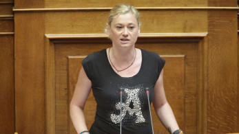 Ραχήλ Μακρή: από τα κάγκελα στο ημιμόνιμο