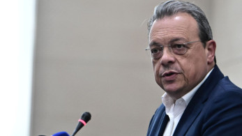 Θα… χειροκροτεί τον Τσίπρα ο Φάμελλος; Μπρος γκρεμός και πίσω ρέμα…