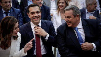 Από κολλητοί… στα χαρακώματα