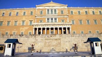Η Ελλάδα χάνει τις αξίες της στο όνομα ενός αρρωστημένου «προοδευτισμού»