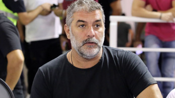 Βασίλης Μπισμπίκης: ζεϊμπεκιές και… τροχαία - Η στάση του ηθοποιού που συζητήθηκε (video)