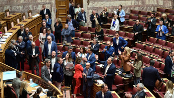 Η Βαβυλωνία της αντιπολίτευσης: διχασμός, λαϊκισμός, σκοταδισμός