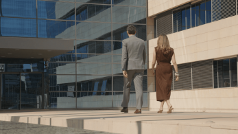 "Empowering Future Leaders": Η HELLENiQ ENERGY επενδύει στη νέα γενιά επαγγελματιών
