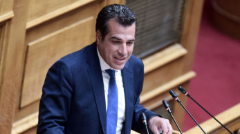 Αιχμηρή απάντηση Πλεύρη σε ΠΑΣΟΚ: Ίσως ανταγωνίζεται τον ΣΥΡΙΖΑ στη λογική των ανοιχτών συνόρων