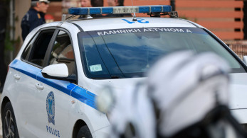 Πανικός στο Μικρολίμανο: ένοπλος τραυματίστηκε από πυρά αστυνομικών - Είχε όπλα και χειροβομβίδες (video)