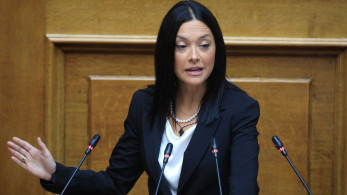 Η Γιαννακοπούλου σε αντίθετη γραμμή από Ανδρουλάκη για το μνημείο του Αγνώστου Στρατιώτη