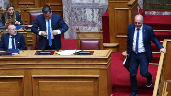 Γεωργιάδης κατά Βελόπουλου: Τα Τέμπη δεν προσφέρονται για άλλη τυμβωρυχία