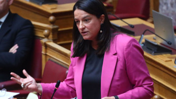 Κεραμέως: Δεν θίγεται το 8ωρο και το 5ήμερο με το 13ωρο - Ενισχύεται η θέση του εργαζόμενου (video)