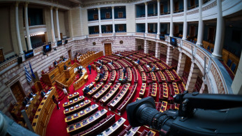 Η διαπλοκή ξέμεινε από… μεσσίες και παίζει ξανά παιχνίδια εκτροπής