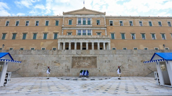 Η κοινωνία δικαιώνει την κυβέρνηση για τον Άγνωστο Στρατιώτη